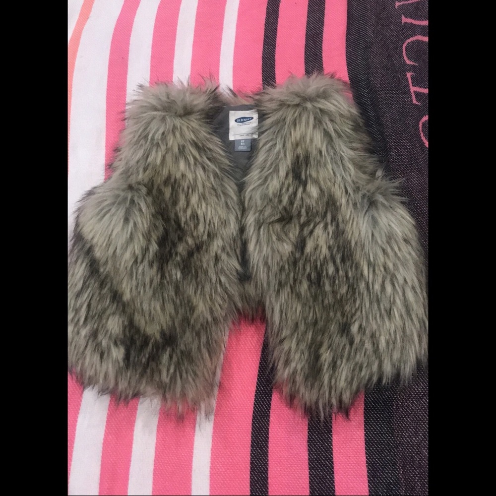 Toddler old navy fur vest